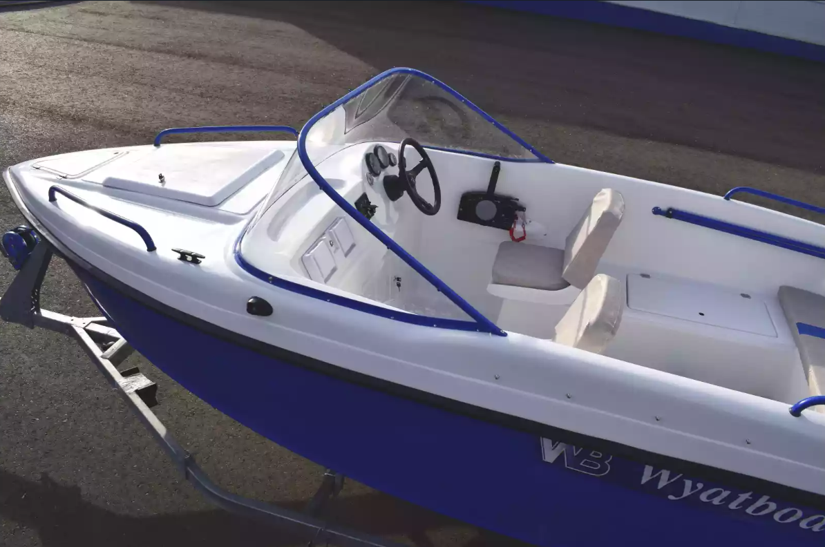 Комбинированный катер Wyatboat-470 в Ростове-на-Дону Комбинированный катер Wyatboat-470 в Ростове-на-Дону