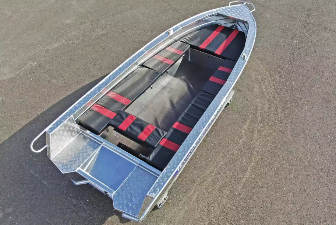 Алюминиевая лодка Wyatboat-390РМ увеличенный борт в Ростове-на-Дону