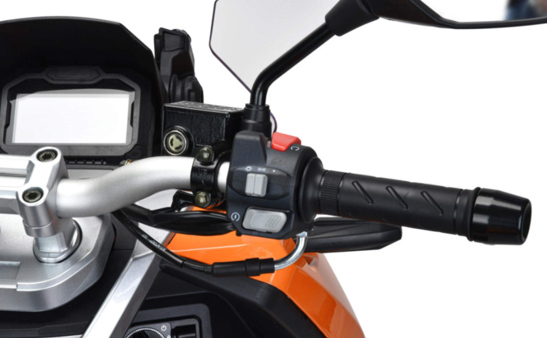 Скутер MOTOLAND (МОТОЛЕНД) T-MAX 150 в Ростове-на-Дону