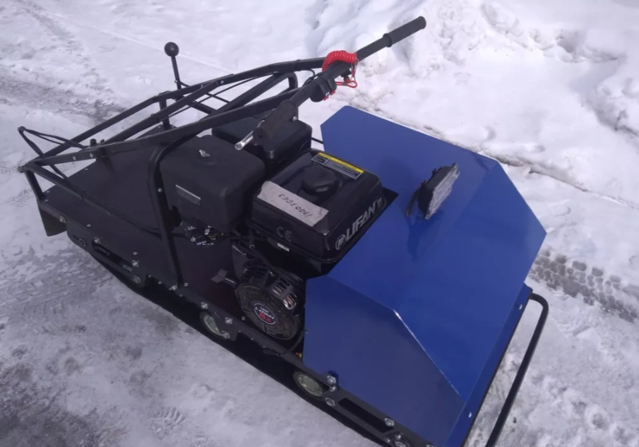 Мотобуксировщик AhtaR ЗИМА с реверсом (задний ход) в Ростове-на-Дону