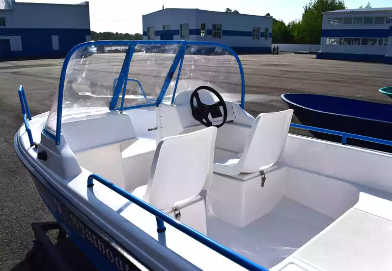 Комбинированный катер Wyatboat-430 DC в Ростове-на-Дону Комбинированный катер Wyatboat-430 DC в Ростове-на-Дону