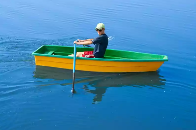 Стеклопластиковая лодка Малютка в Ростове-на-Дону