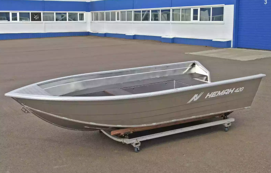 Алюминиевая лодка  Неман-420 в Ростове-на-Дону