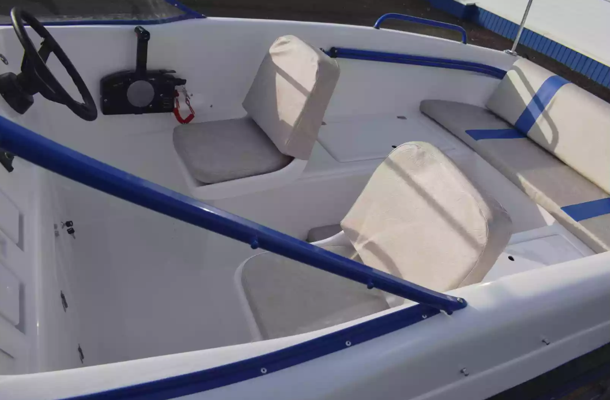 Комбинированный катер Wyatboat-470 в Ростове-на-Дону Комбинированный катер Wyatboat-470 в Ростове-на-Дону