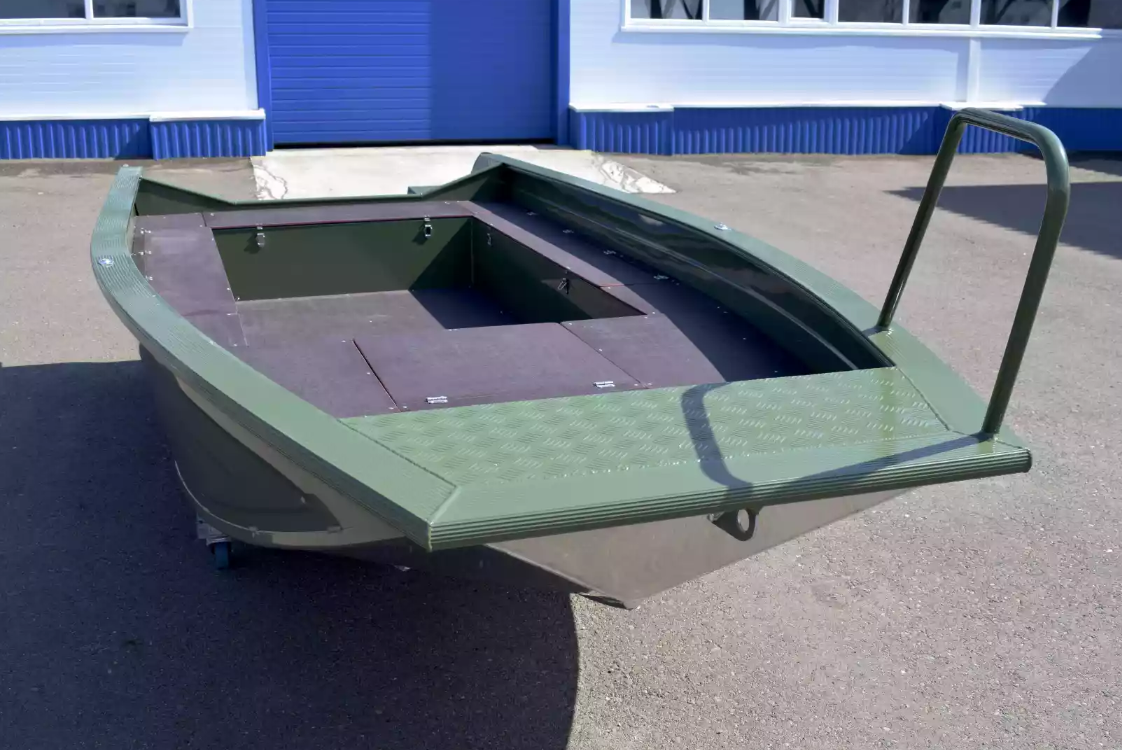 Алюминиевая лодка  Wyatboat-430 Master Fish в Ростове-на-Дону