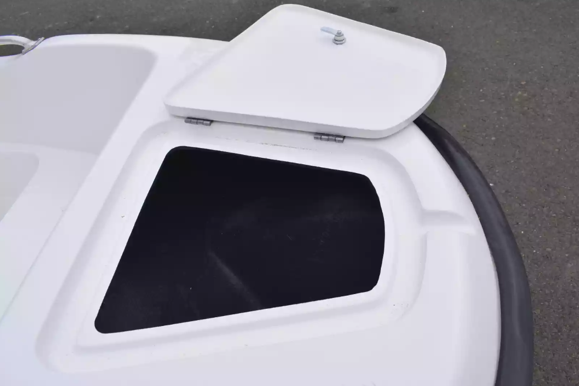 Стеклопластиковая лодка Пингвин New (тримаран) в Ростове-на-Дону