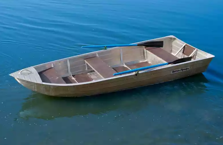 Алюминиевая лодка Вятка-Профи 37 в Ростове-на-Дону
