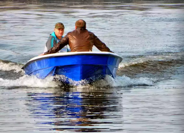 Стеклопластиковая лодка Wyatboat 430 тримаран в Ростове-на-Дону