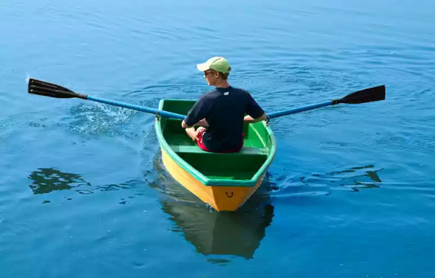 Стеклопластиковая лодка Малютка в Ростове-на-Дону