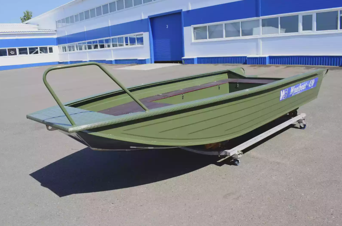 Алюминиевая лодка  Wyatboat-430 Master Fish в Ростове-на-Дону