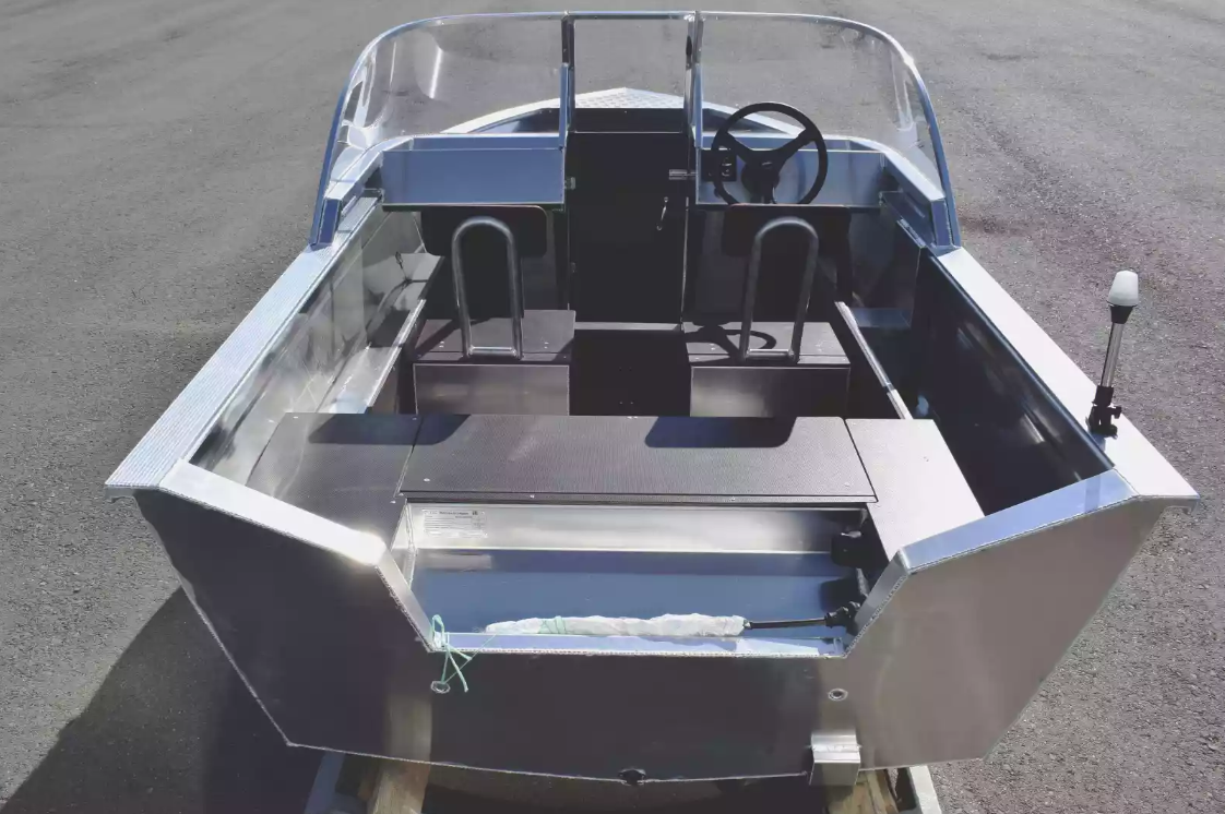 Алюминиевая лодка  Неман-400 DCM в Ростове-на-Дону