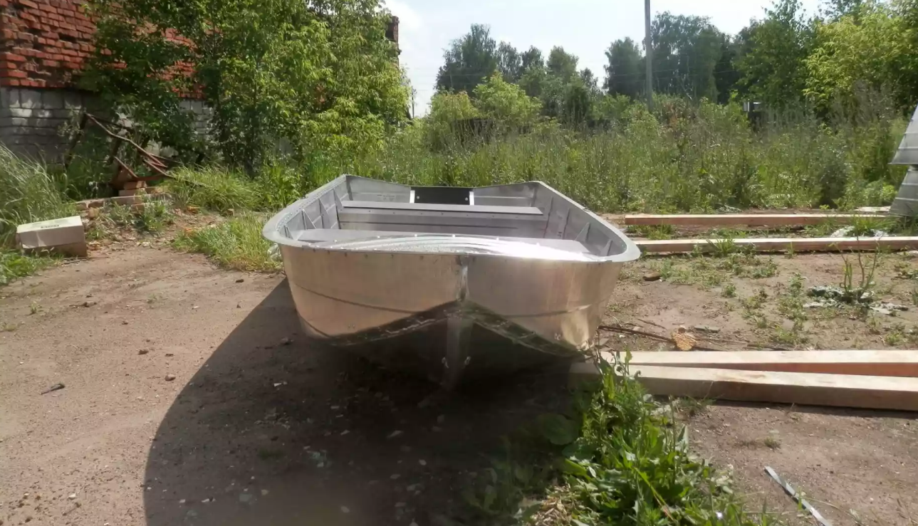 Алюминиевая лодка Вятка-Профи 32 в Ростове-на-Дону