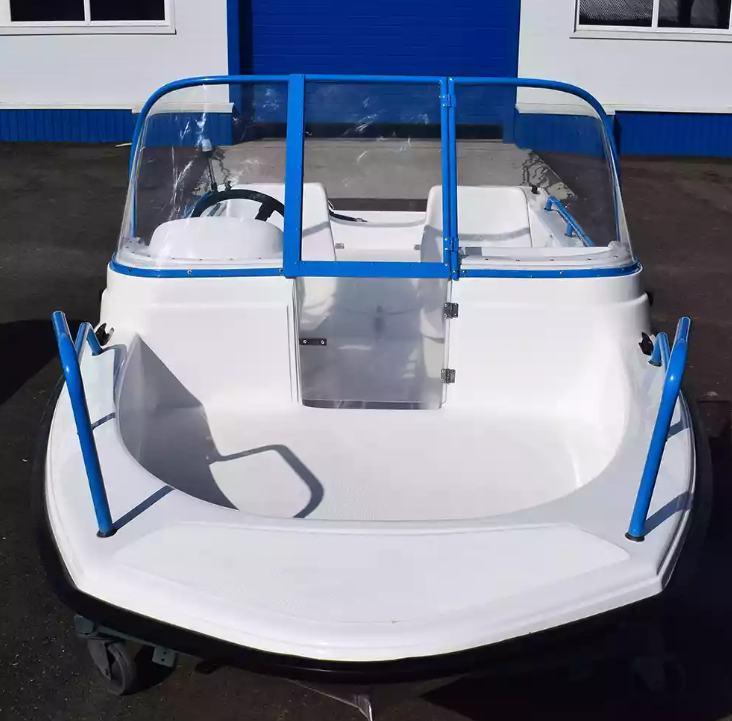 Комбинированный катер Wyatboat-430 DC в Ростове-на-Дону Комбинированный катер Wyatboat-430 DC в Ростове-на-Дону