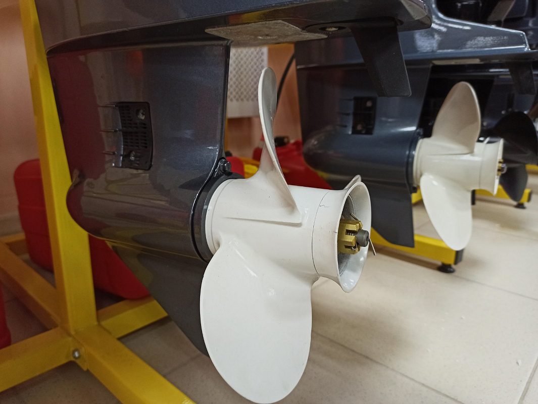 Лодочный мотор BREEZE T30S (2х тактный) в Ростове-на-Дону