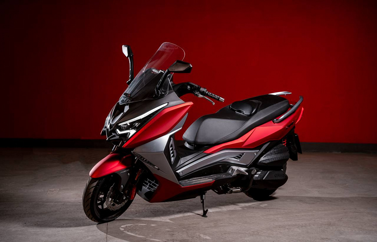 МАКСИСКУТЕР ARIIC 318 в Ростове-на-Дону