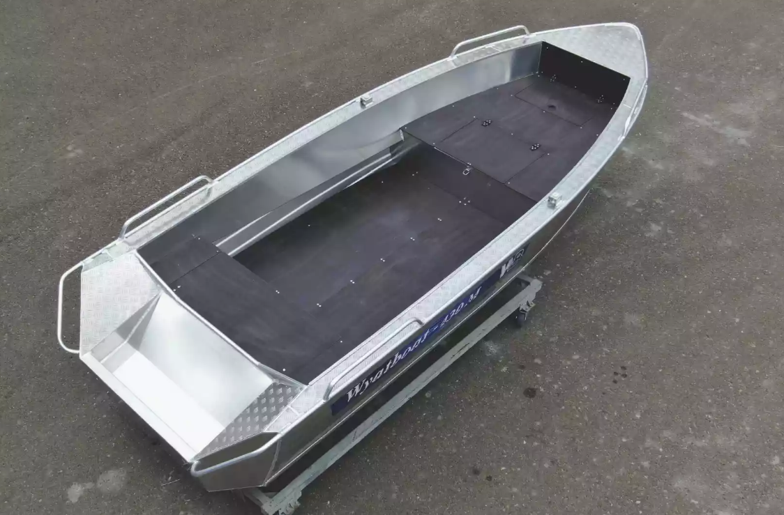 Алюминиевая лодка  Wyatboat-430М FISH в Ростове-на-Дону
