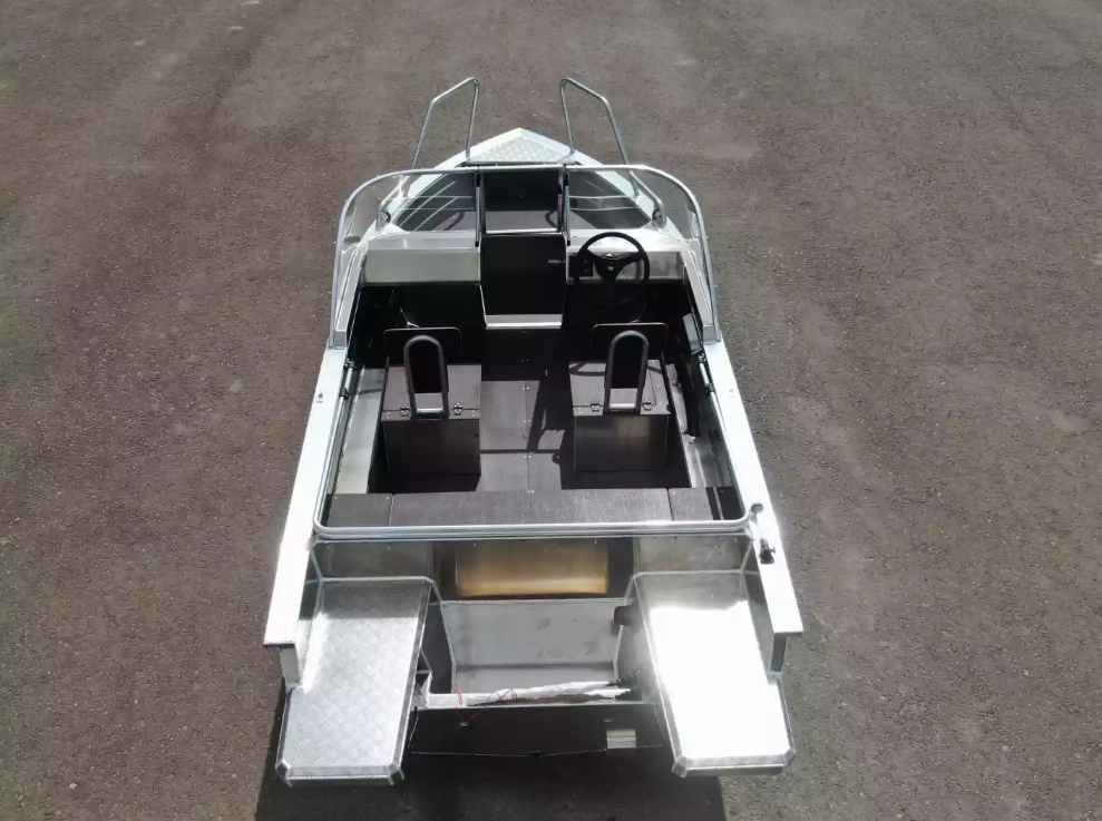 Алюминиевая лодка  Неман-400 DCM NEW в Ростове-на-Дону