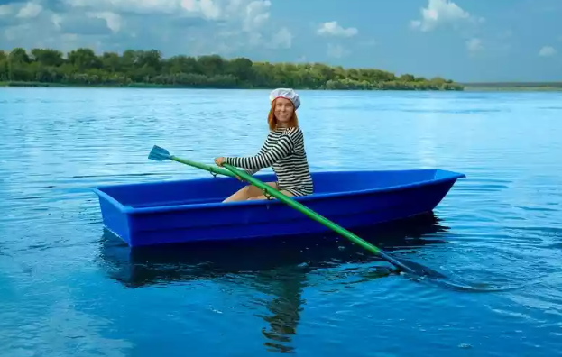 Стеклопластиковая лодка Малютка в Ростове-на-Дону