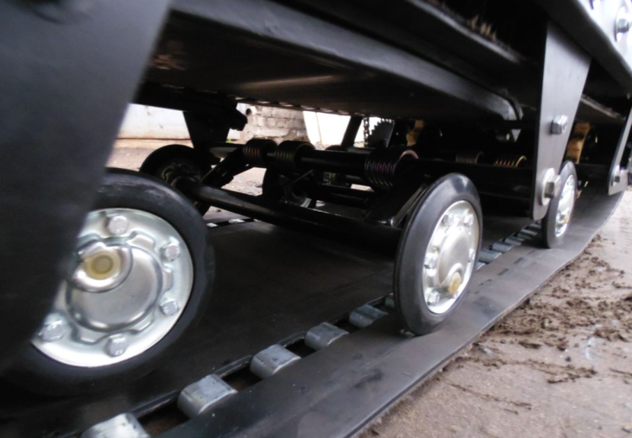 Мотобуксировщик AhtaR Зима 15 л/с с вариатором в Ростове-на-Дону