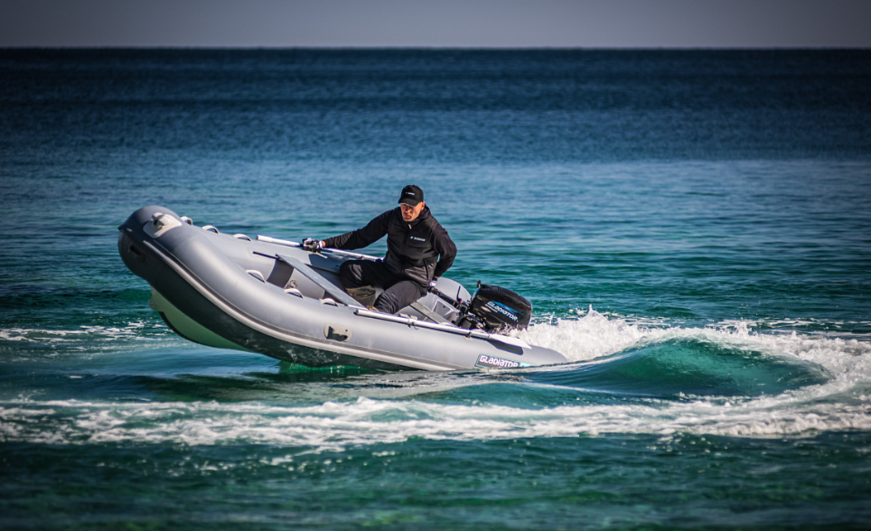 Лодка GLADIATOR RIB380AL в Ростове-на-Дону