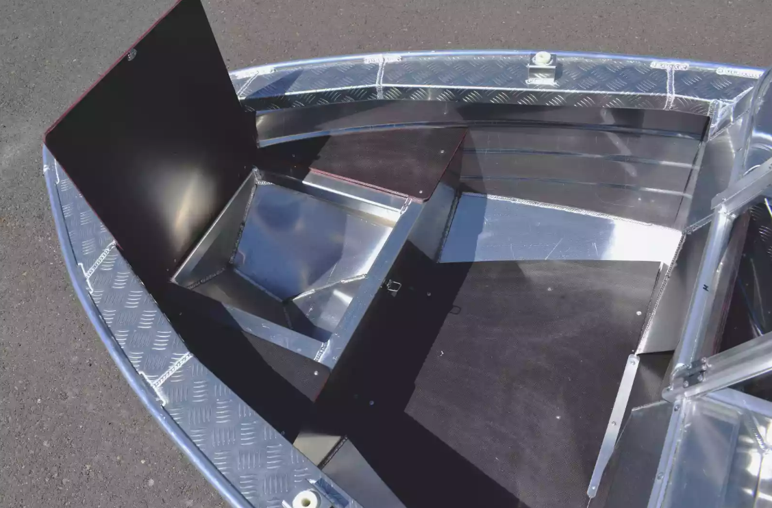 Алюминиевая лодка Wyatboat-390 DCM в Ростове-на-Дону