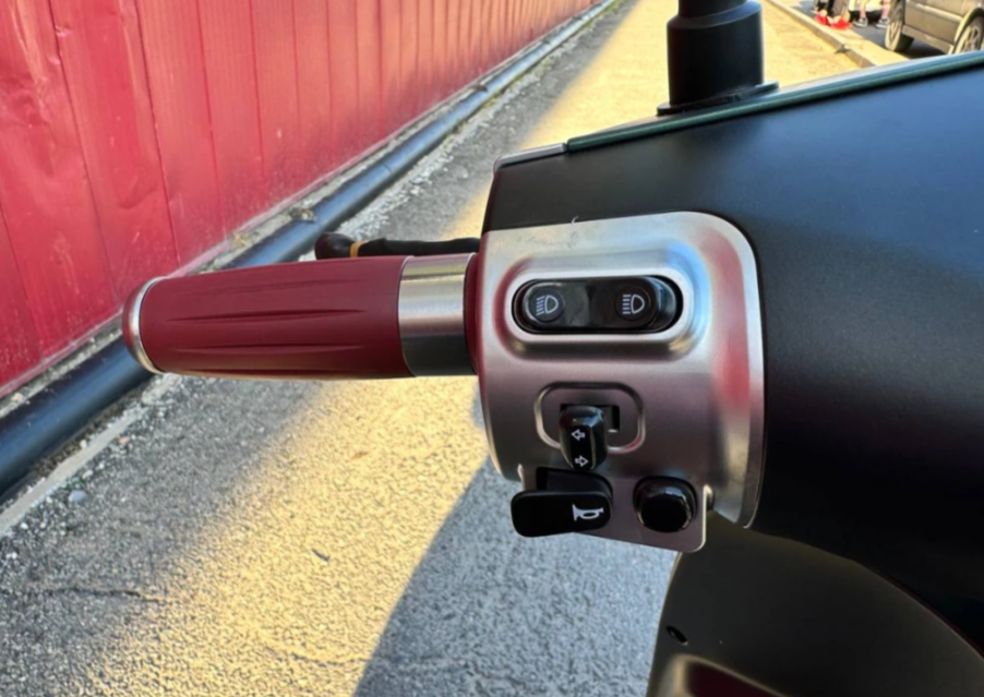 Скутер PROMAX Miami 240 (49) в Ростове-на-Дону