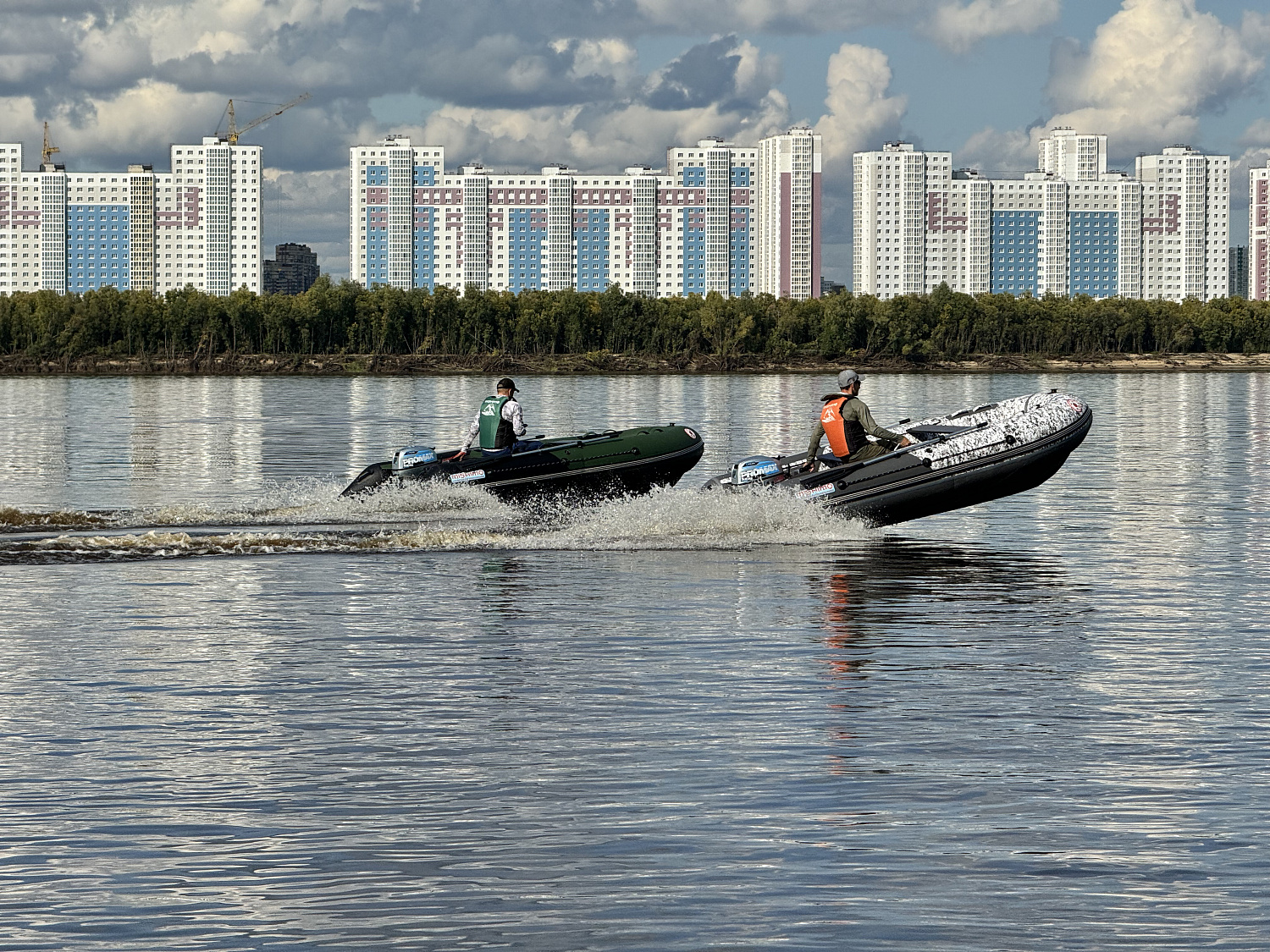 Лодка MISHIMO BIG FLOOR 440 в Ростове-на-Дону