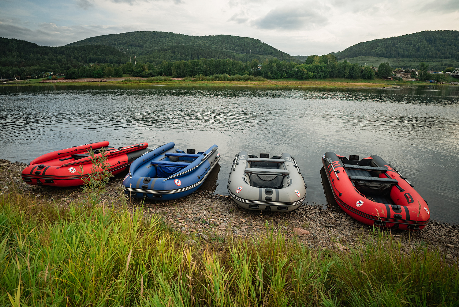 Лодка MISHIMO RIVER FJET PRO 400 под водомет в Ростове-на-Дону