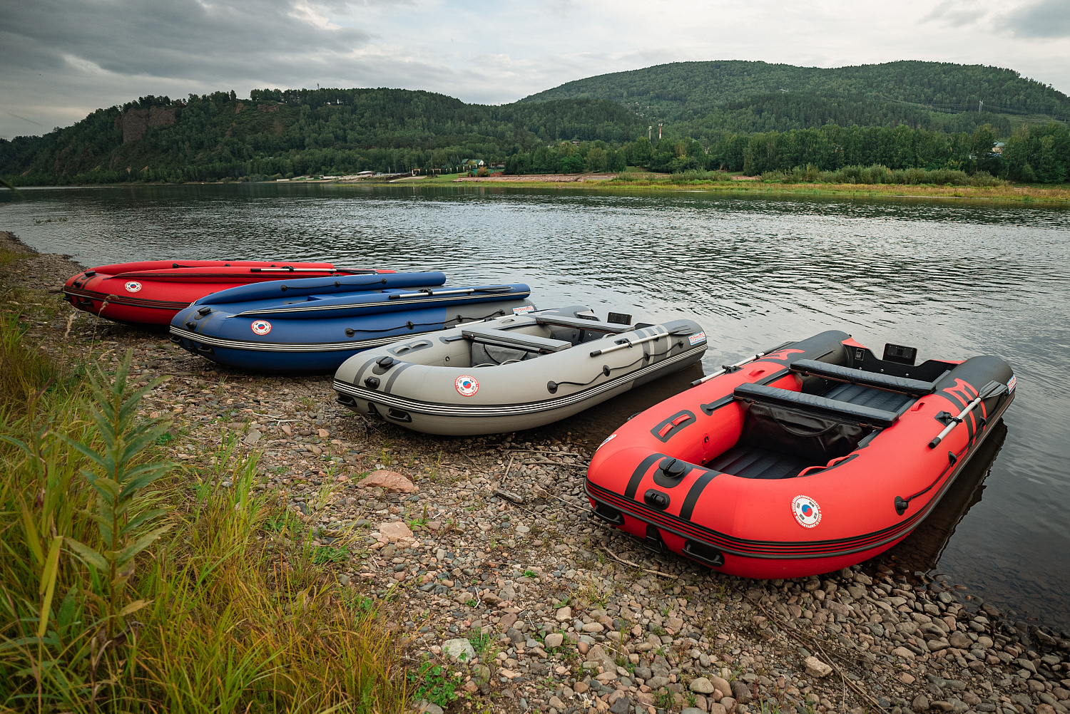 Лодка MISHIMO RIVER FJET PRO 400 под водомет в Ростове-на-Дону