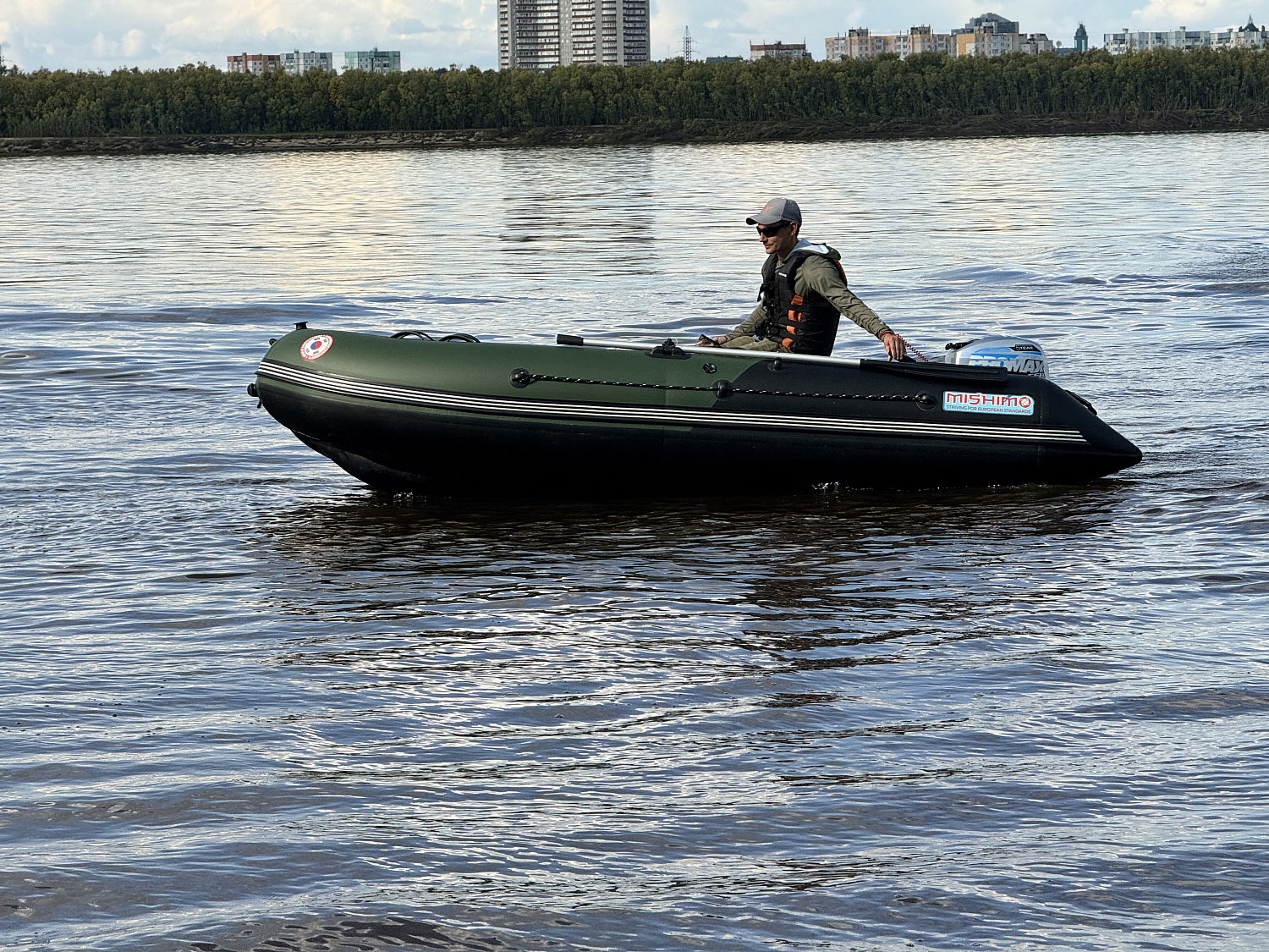 Лодка MISHIMO BIG FLOOR 380 в Ростове-на-Дону