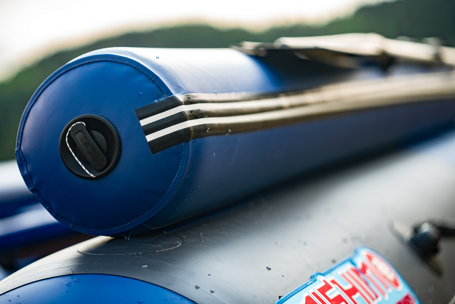 Лодка MISHIMO RIVER FJET PRO 400 под водомет в Ростове-на-Дону