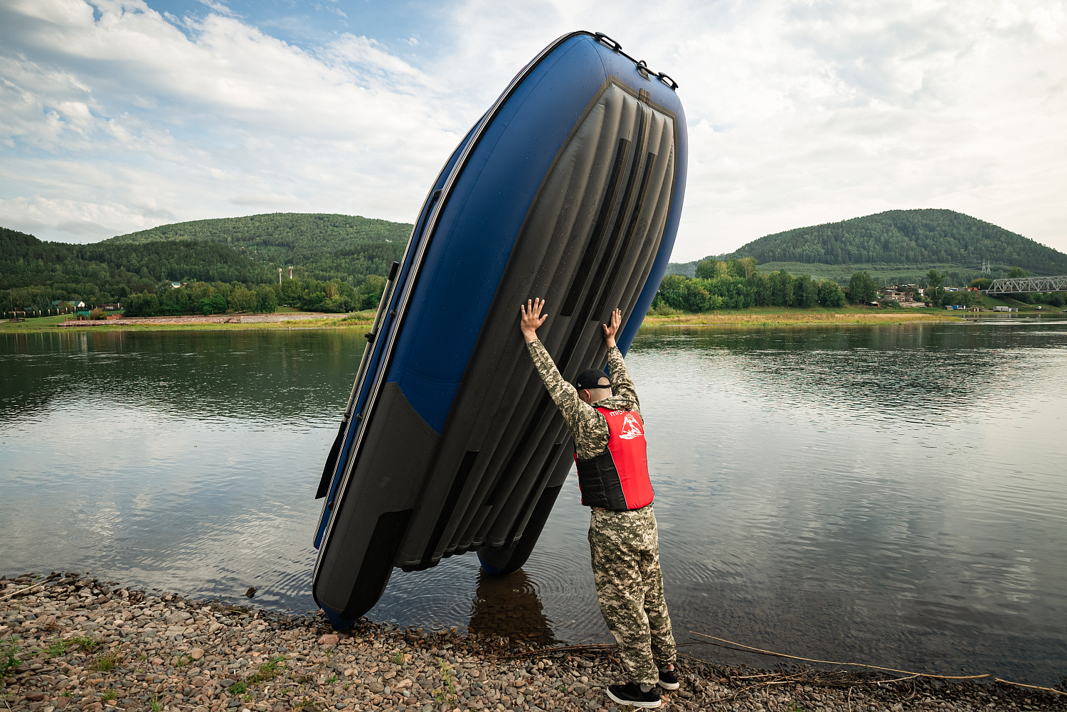Лодка MISHIMO RIVER FJET PRO 400 под водомет в Ростове-на-Дону