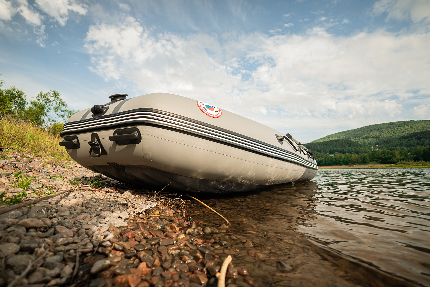 Лодка MISHIMO RIVER JET 390 под водомет в Ростове-на-Дону