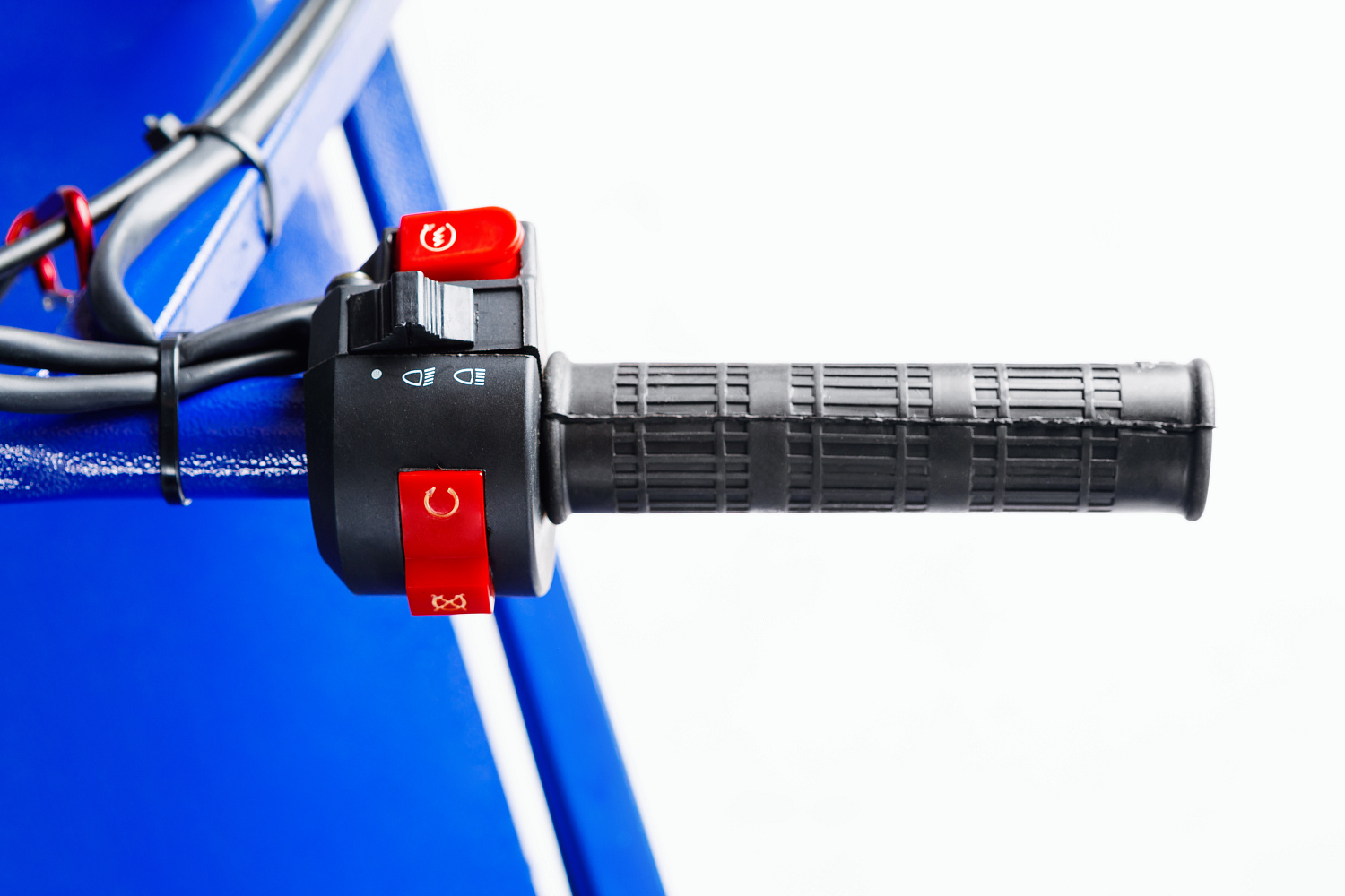 МОТОБУКСИРОВЩИК SNOW DOG 9 л.с. в Ростове-на-Дону