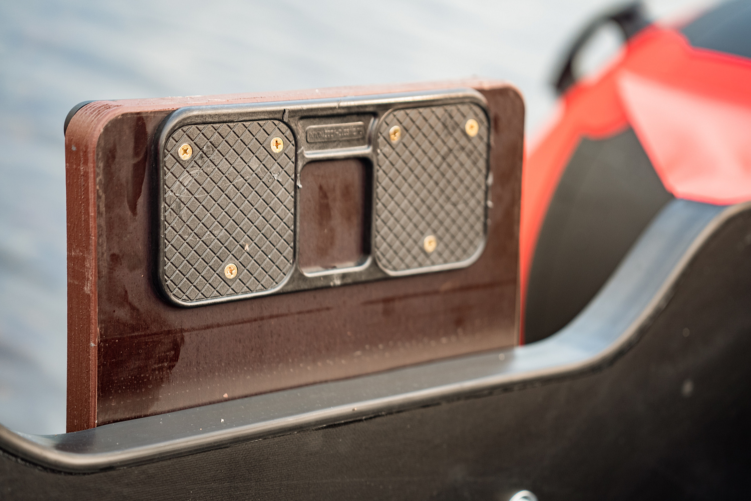 Лодка MISHIMO RIVER FJET PRO 400 под водомет в Ростове-на-Дону